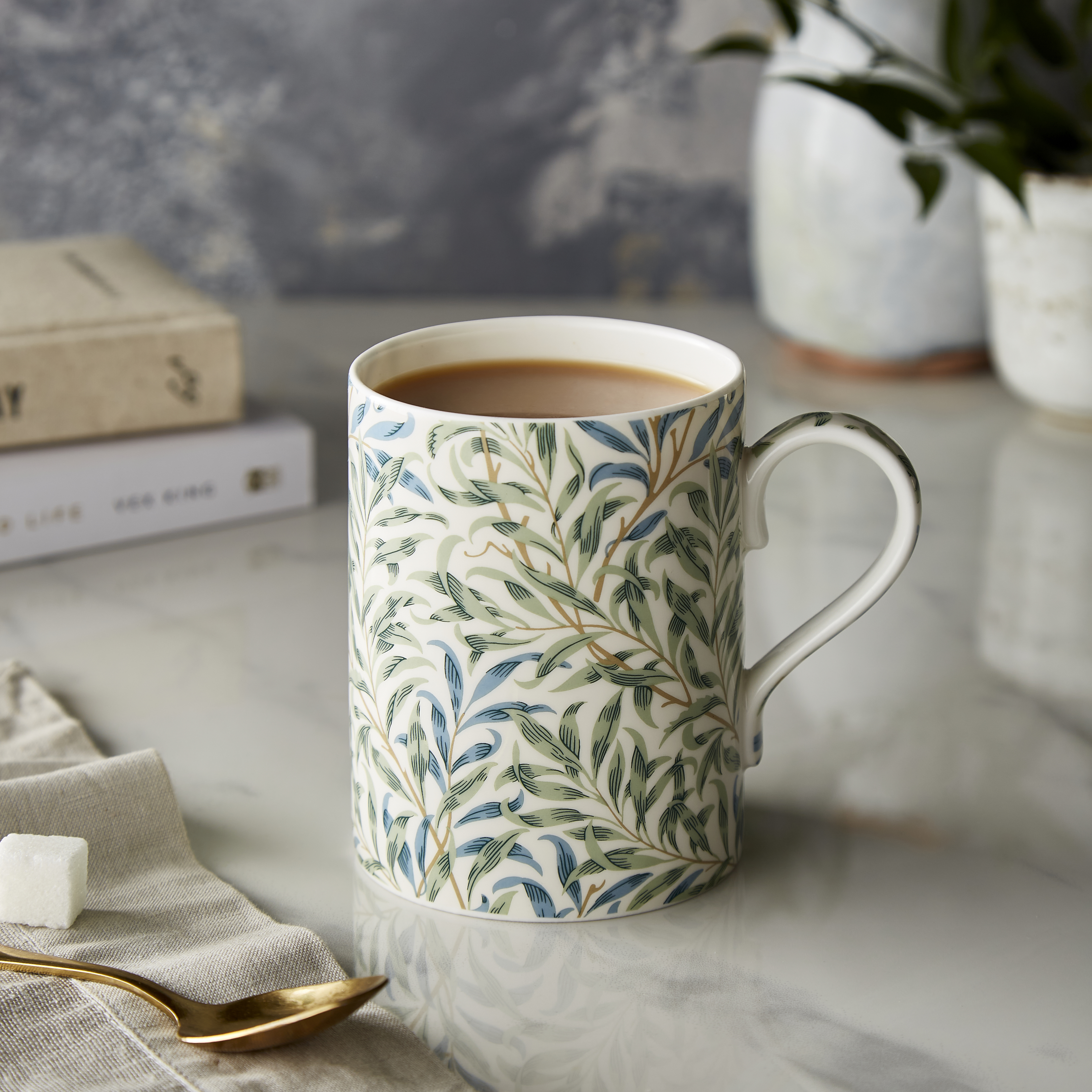 Morris & Co Willow Bough Privet Mug image number null